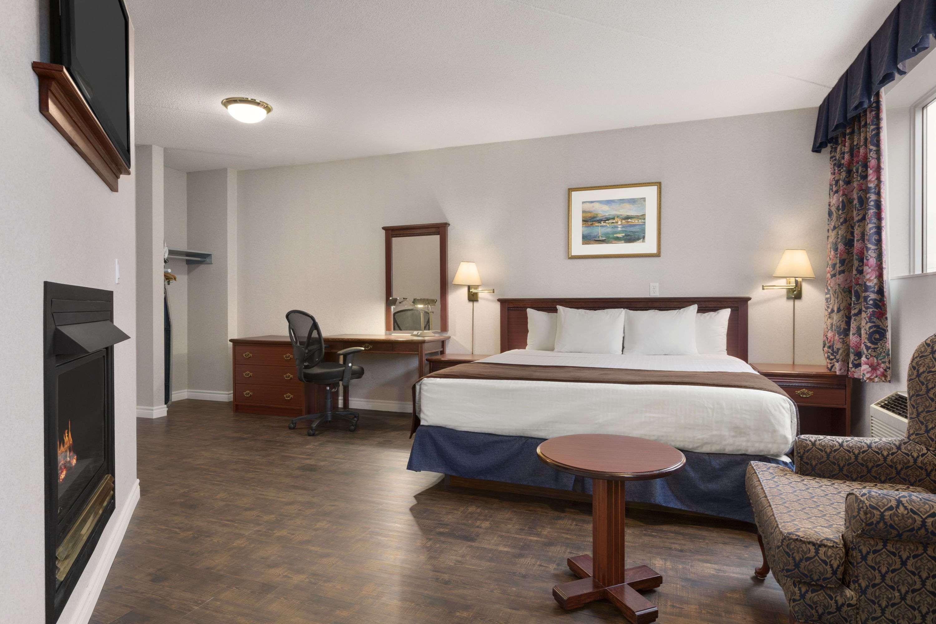 Days Inn By Wyndham Brockville Dış mekan fotoğraf